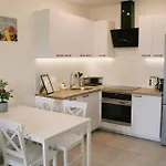 Apartamenty Feniks Torun, Starowka, Centrum -Prywatny Parking, Balkon, Smart Tv